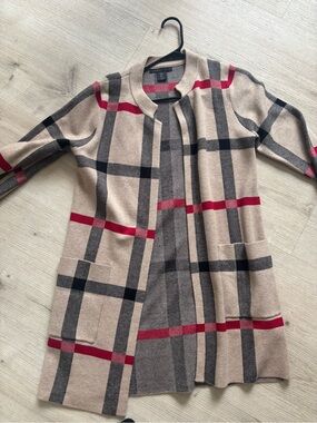 Tahari Beige Plaid Open-Front Coatigan with Red & Black Stripes